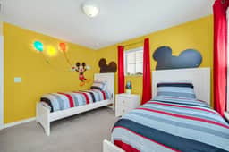 5BD Windsor Westside Near Parks (WW 8957)