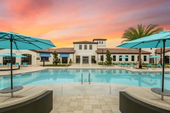 5BD Windsor Westside Private Pool - WW 9025 - Image 1