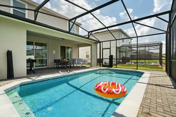 Sunshine Escape – Windsor Island Resort (WI 2220) - Image 1