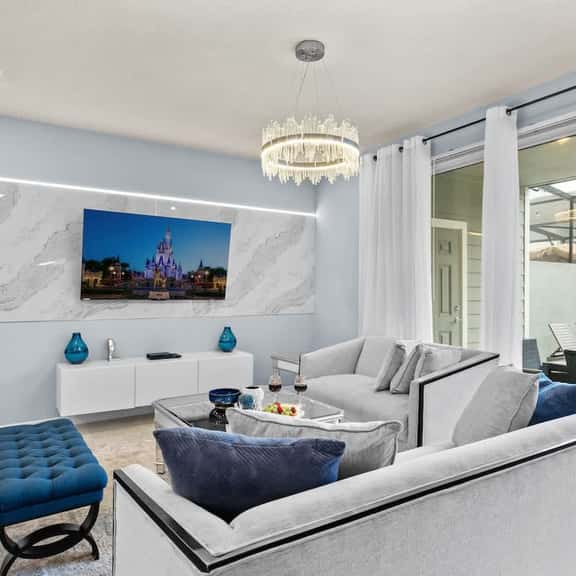 5BD Windsor Island Resort Disney Themed  (WI 3858) - Image 1