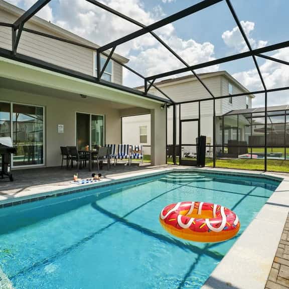 Sunshine Escape – Windsor Island Resort (WI 2220) - Image 1