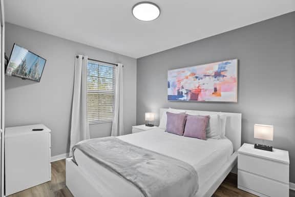 4BD Bella Vida Beautiful Home Near Parks (BV 4573)