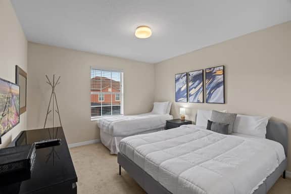 4BD Paradise Palms Near Parks (PP 8961)