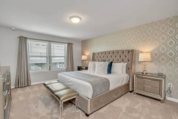5BD Windsor Westside Near Parks (WW 2400)